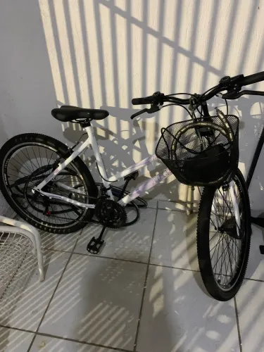 Bicicleta feminina nova