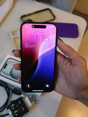 iPhone 15