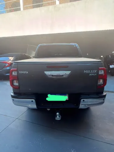 Toyota Hilux CD SRX 4X4 2.8 TDI 16V Diesel Aut. 2025