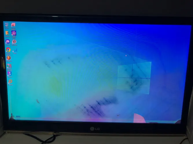VENDO ou Troco TV MONITOR 25 polegadas por memória DDR4 ou SSD