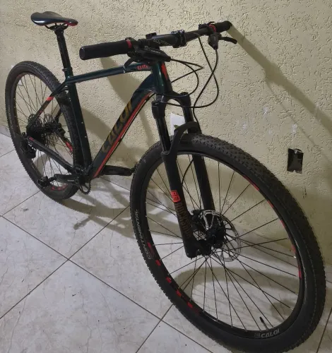 Bike Caloi Elite (quadro 19) NOTA FISCAL ? Leia a descrição ?<br>?Leia a descrição ?