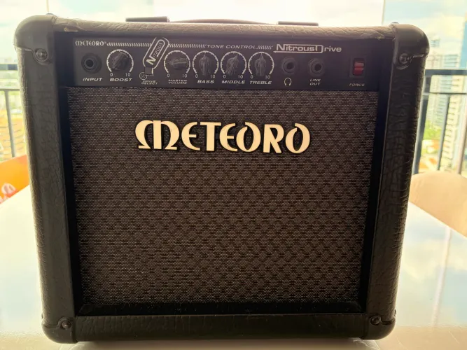 Amplificador Meteoro Nitrous Drive