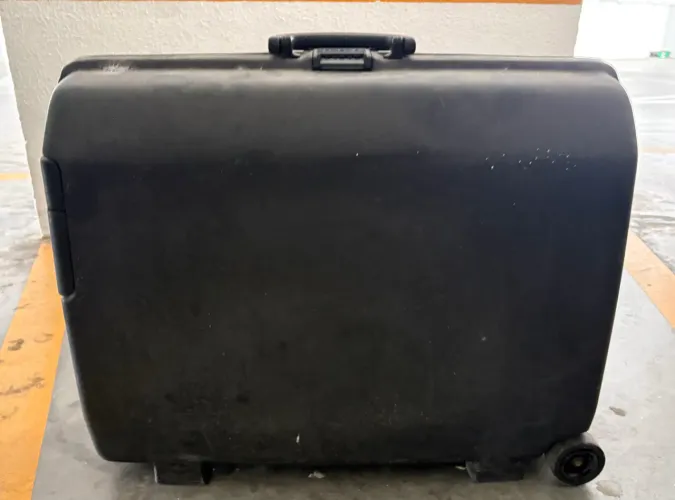 Mala Samsonite com rodas e segredo