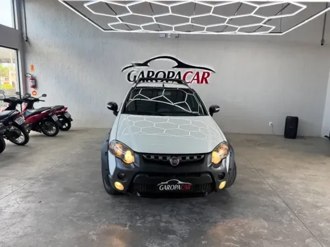 Fiat Strada Adventure 1.8/ 1.8 Locker Flex CE 2017