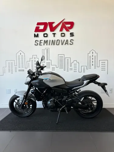 MT-07 /MT07 CINZA 2025/2026
