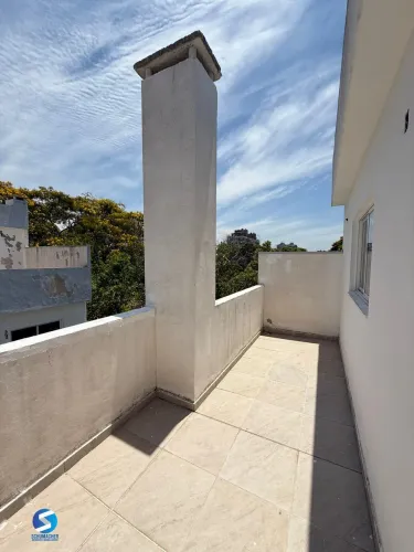 Casa nova em condominio a venda em Porto Alegre