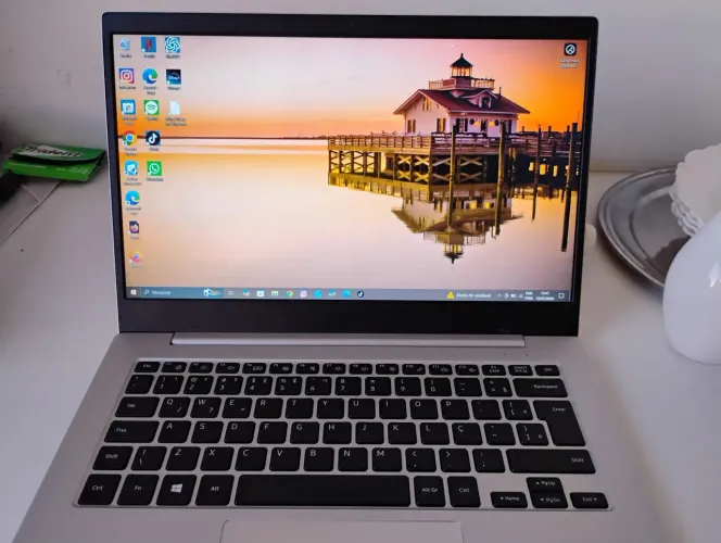 notebook Samsung book go snapdragon 7C, 4 GB ram, 128gb 14