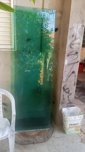 Box vidro Verde instalado
