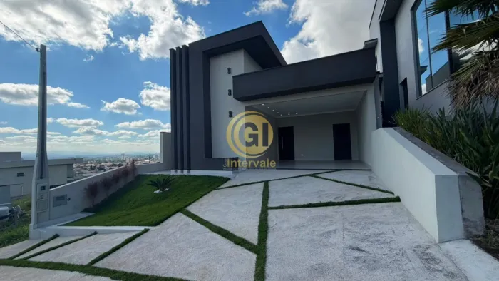 Casa Térrea de Alto Padrão no Condomínio Fogaça: Charme, Conforto e Elegância em Jacareí-S