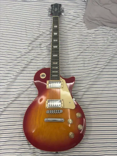 Guitarra Strinberg LesPaul LPS230 Cherry Burst e Pedaleira MOOER GE100