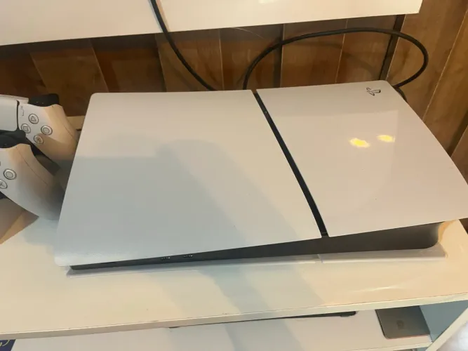 Ps5 1tb com dois controles