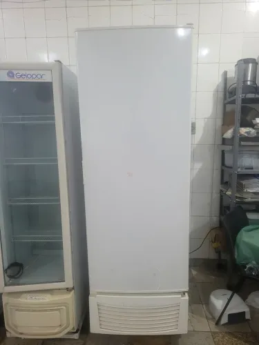 Freezer vertical fricon nunca usado