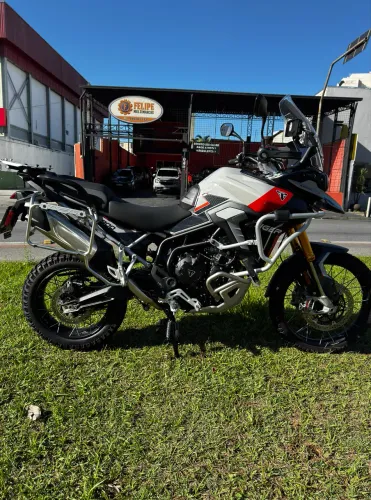 Tiger 900 Rally Pro 2025 baixa km
