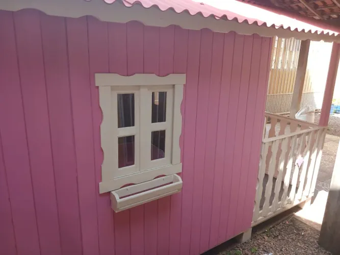 VENDO CASINHA DE BONECA