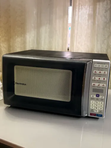 Micro-ondas Electrolux - Funcionando Perfeitamente