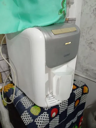 Gela água 