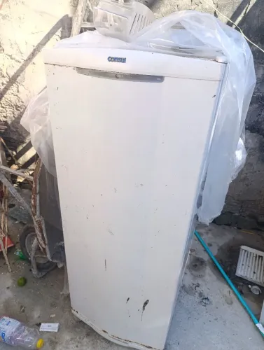 Geladeira com defeito