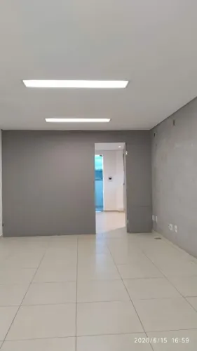 Sala com 50 m², bairro Camargos