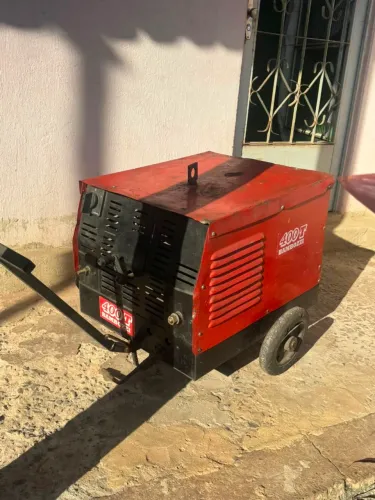 Vendo máquina de solda bambozzi