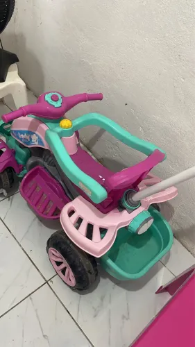 Carrinho de menina usado