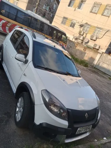 Renault Sandero Stepway Hi-flex 1.6 16V 5P Aut. 2014
