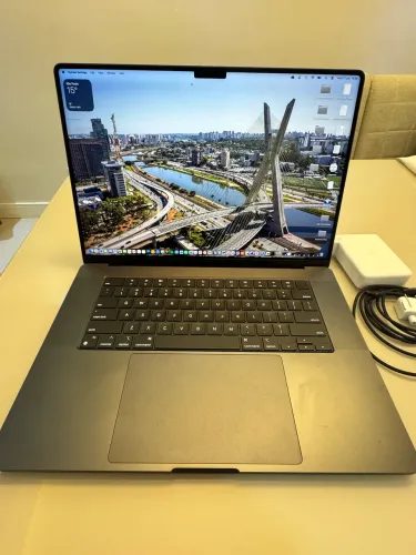 MacBook Pro M4 de 16pol 16G 512G SSD
