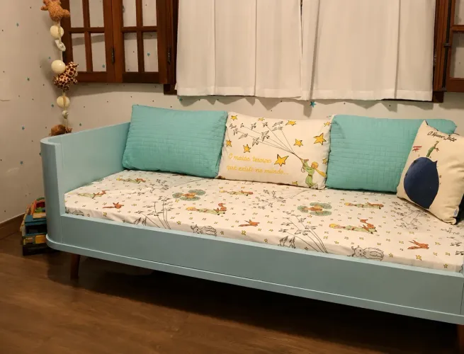 Cama quanto de bebê madeira maciça