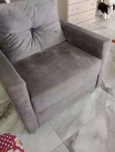 Sofá pequeno de 1 lugar 