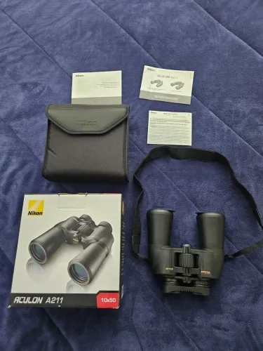 Binóculos Nikon ACULON A211 10x50