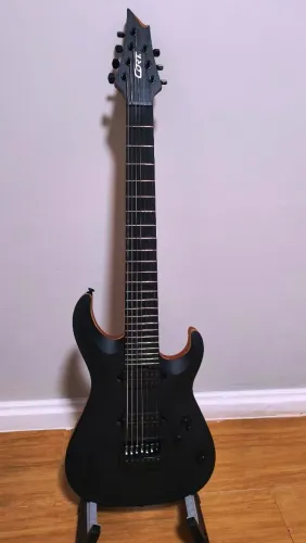Guitarra Cort kx707 7 cordas Seymour Duncan Evertune