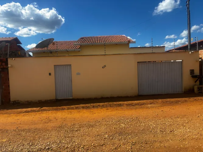 Vende-se essa casa em Araguatins-To
