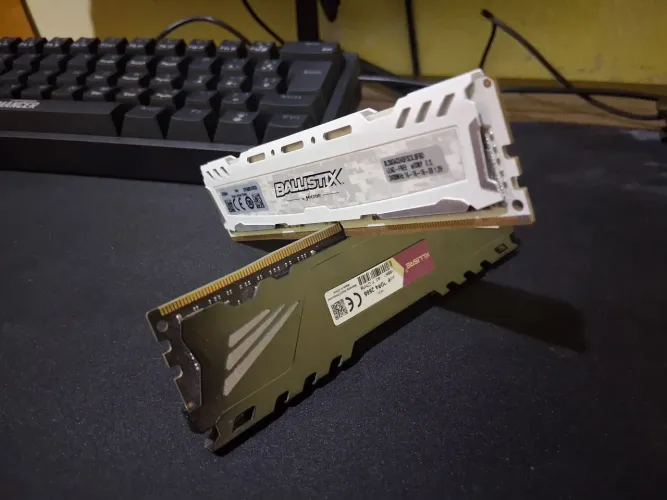 Memoria ram ddr4 2x8