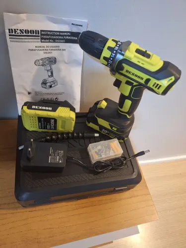 R$ 179,00 - PARAFUSADEIRA/FURADEIRA SEM FIO DESOON 20V 02 BATERIAS 1500 MAH /PADRÃO MAKITA