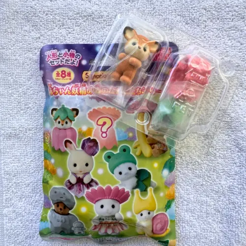Blind Bag Fada da Floresta vestindo Tulipa Rosa e Fada do Bosque Vestido Roxo e Coroa