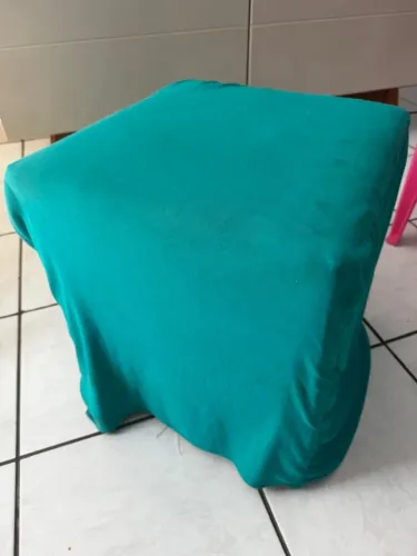 Puf verde