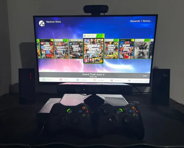 Xbox 360 Slim Desbloqueado RGH 1TB Com 2 Controles, Kinect e 130+ Jogos (Leia descrição)