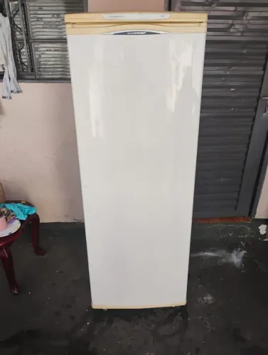 Geladeira Brastemp funcionamento perfeitamente 450,00 entrega grátis