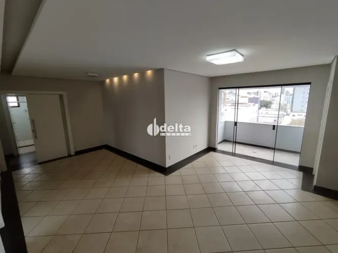 Apartamento com 3 suítes disponível para locação no bairro Saraiva em Uberlândia-MG