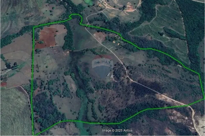 Propriedade Rural à venda com 27 alqueires em Cajuru/SP - completa com sede, estrutura e á