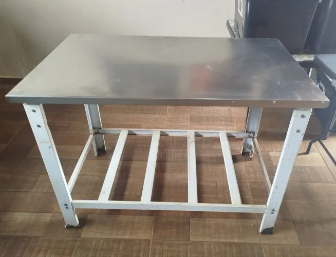 Mesa Industrial Aço Grande para Comércio, Empresa