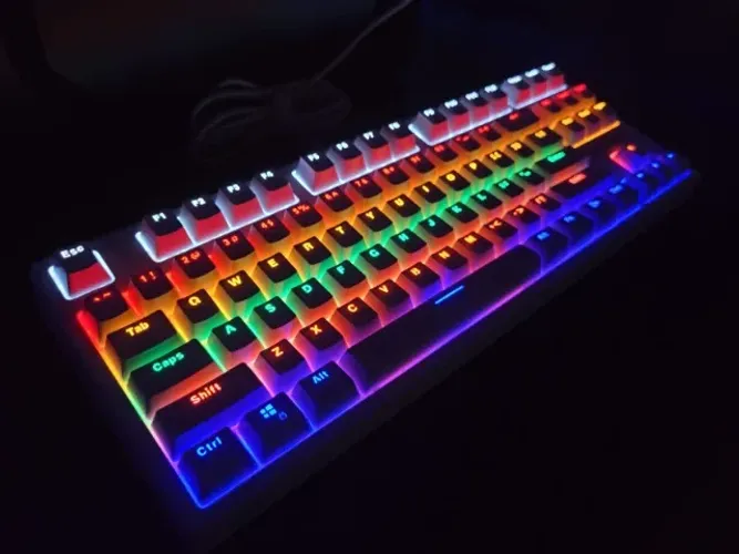 Teclado mecânico KROSS Gaming Strafing