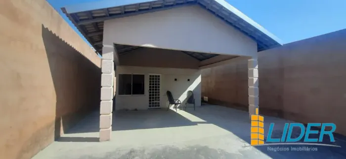 Casa residencial para aluguel em Uberlândia/Mansour III - 2 quartos, 2 vagas