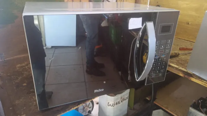 MICROONDAS BARATO PRA SAIR RÁPIDO