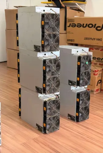Mineradora Bitcoin Asic Bitmain S19 141th  220v
