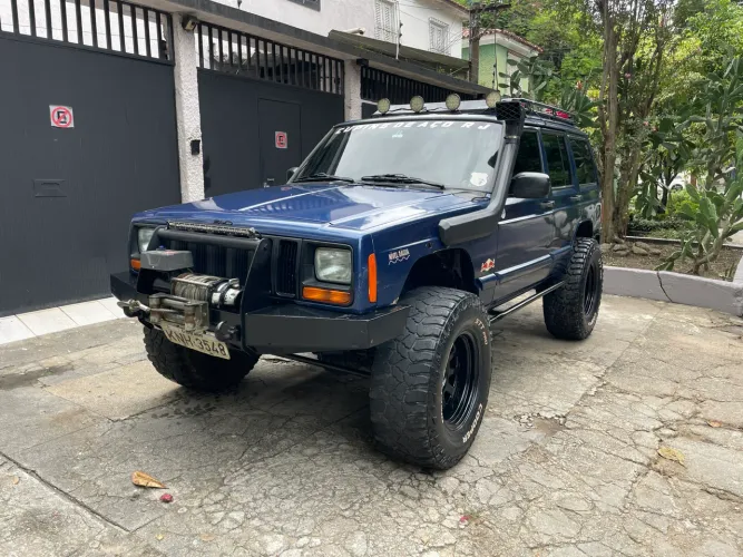 Jeep Cherokee Sport 4.0 Mec./aut. 2000