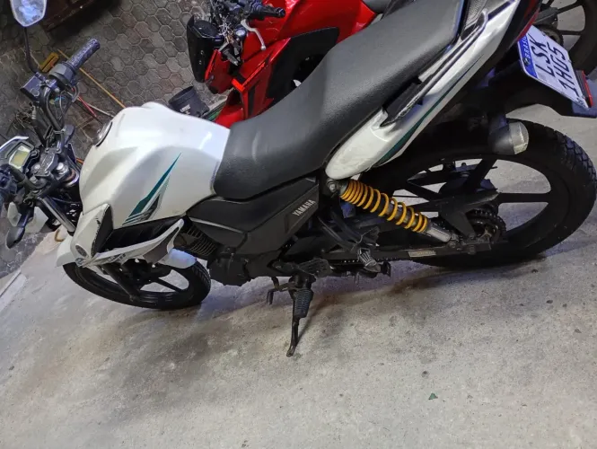 Vendo yamaha fazer 2015 150 cc