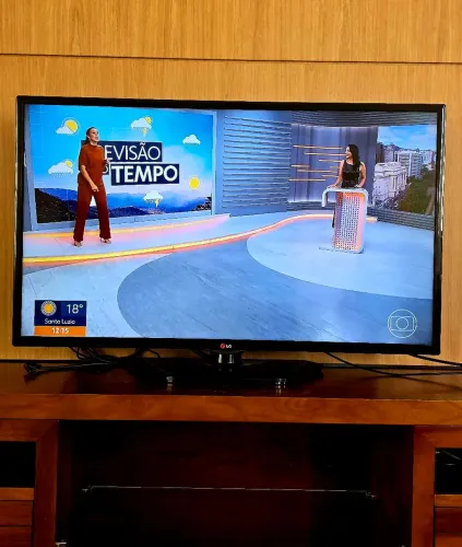 TV SMART LG 42 POLEGADAS