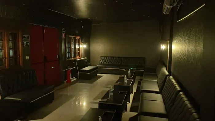 Ponto comercial/Loja/Box para aluguel tem 500 metros quadrados