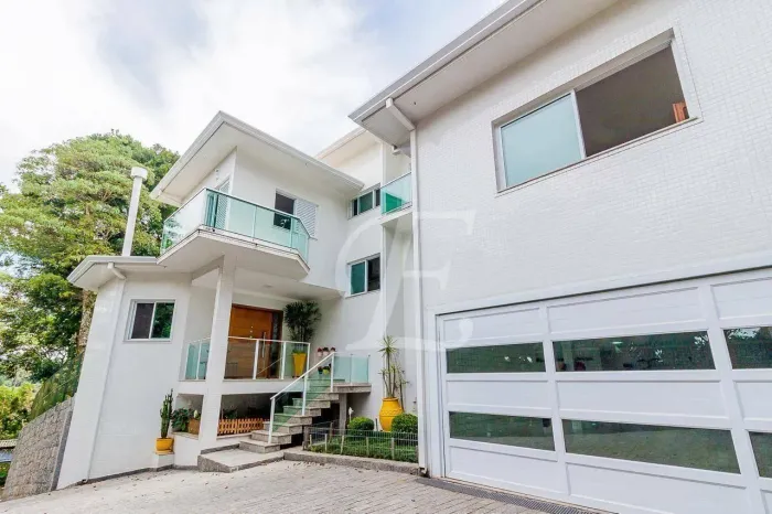 Sobrado com 3 dormitórios para alugar, 450 m² por R$ 10.820,00/mês - Cantareira - Mairipor