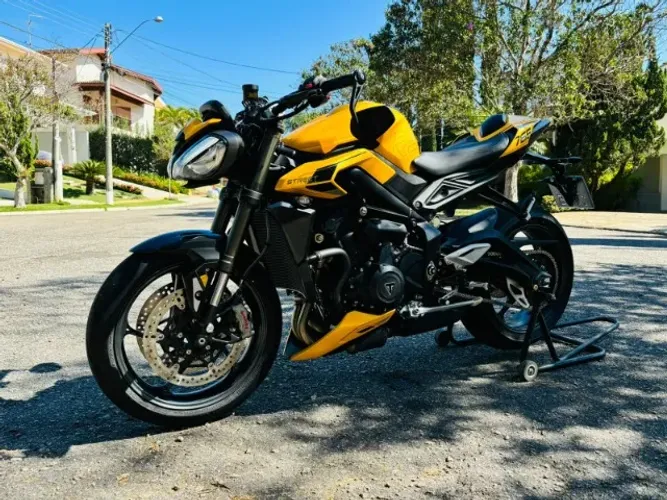 Street Triple 765 RS